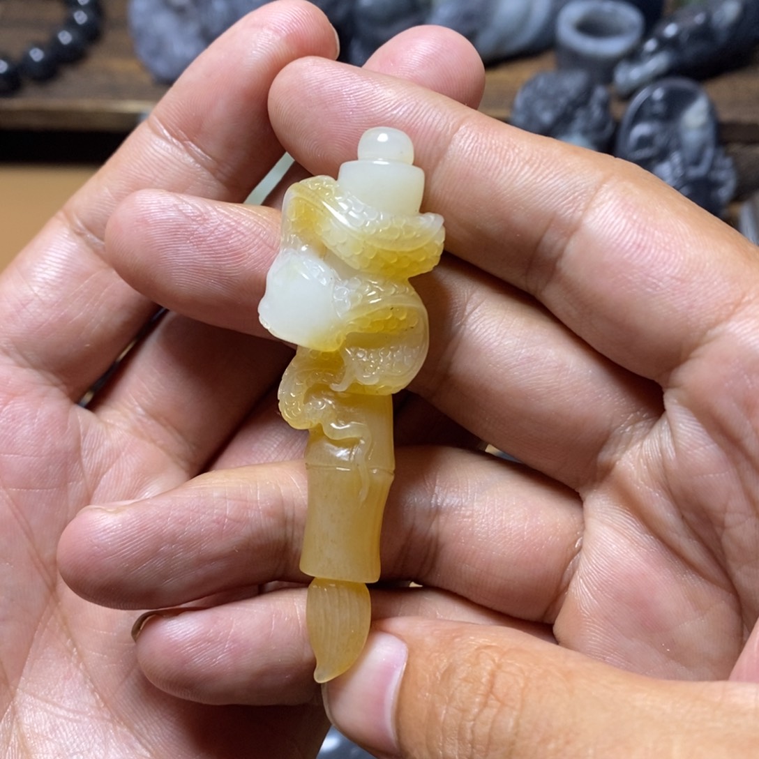 颈饰未镶嵌和田玉