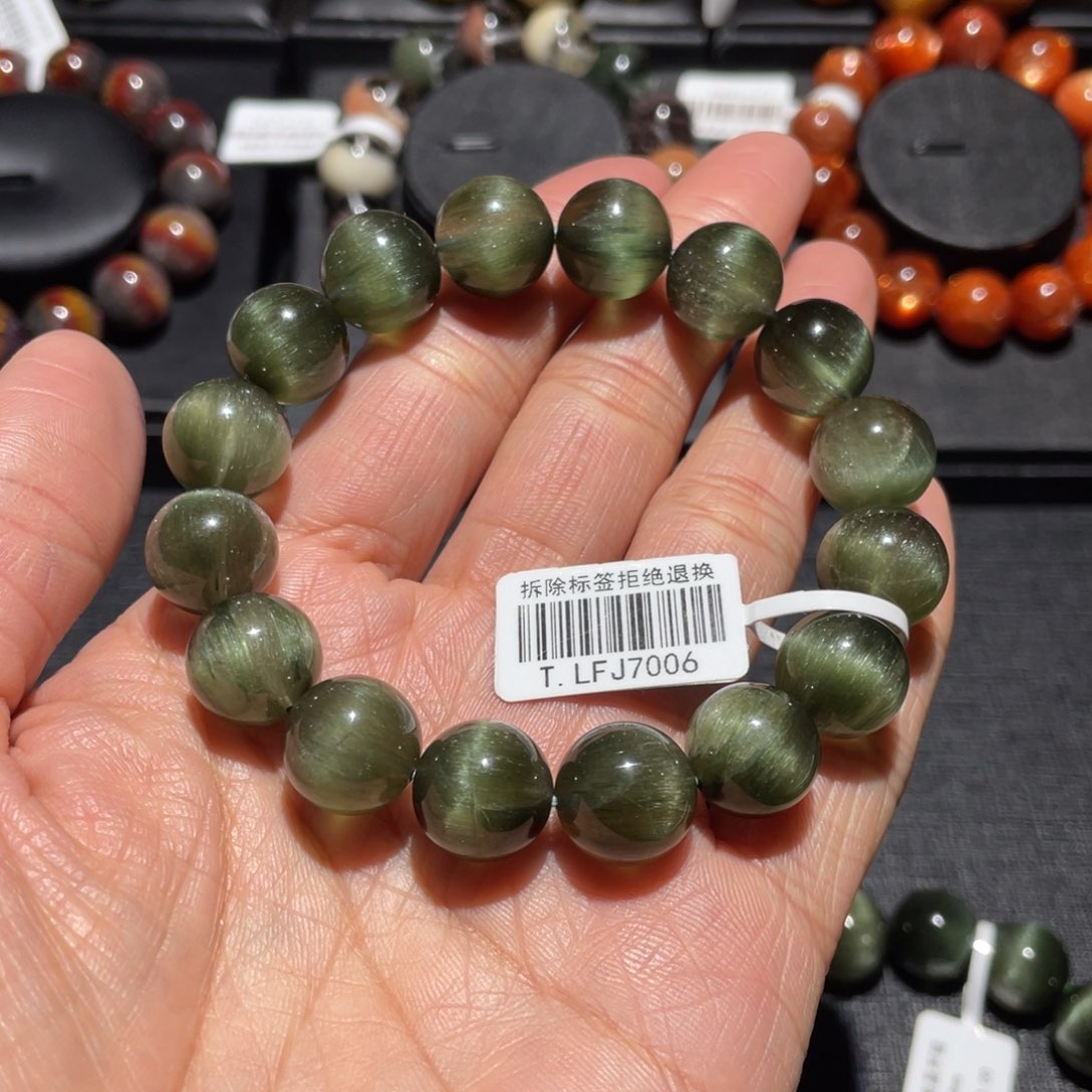 手链未镶嵌水晶独***？绿发晶12.5mm左右