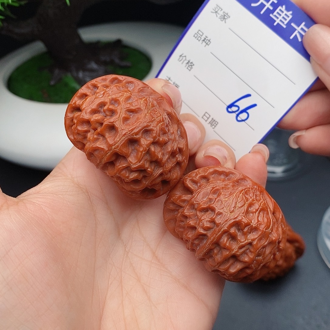 文玩核桃把件45宫灯66