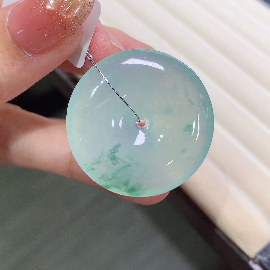 翡翠未镶嵌颈饰30.9-6