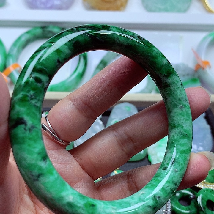 未镶嵌手镯翡翠翡翠