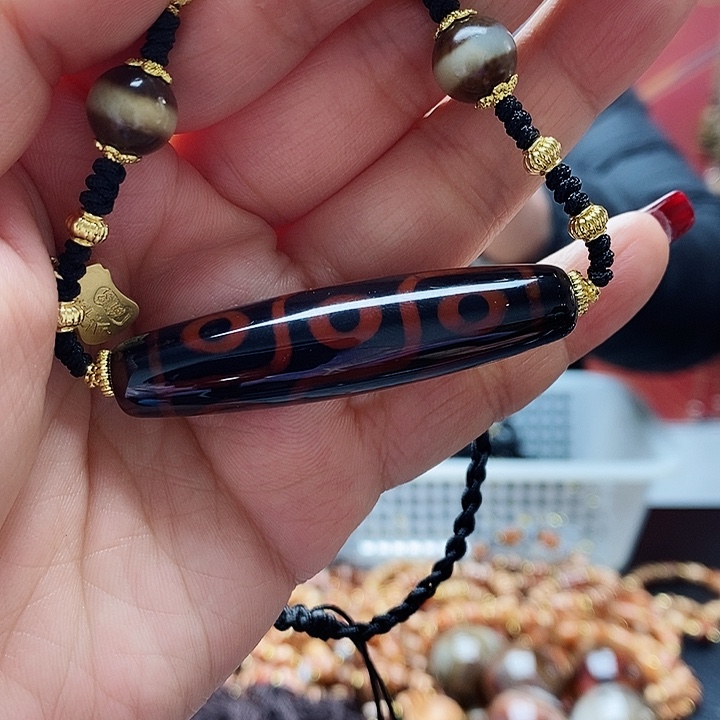 玛瑙/玉髓颈饰合金