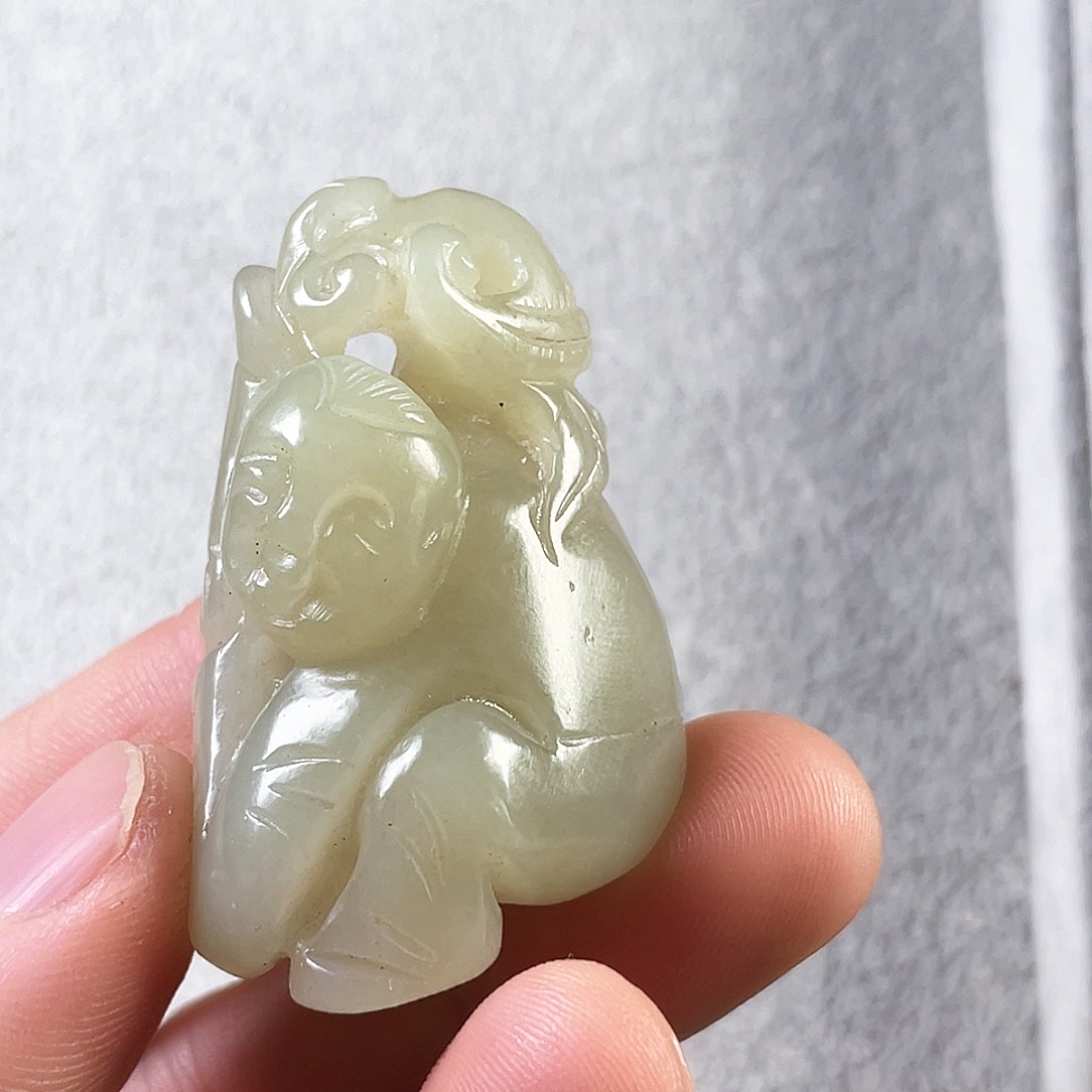 和田玉（糖玉）颈饰未镶嵌