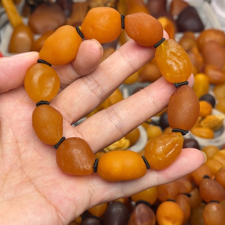琥珀未镶嵌裸石天然蜜蜡手串
