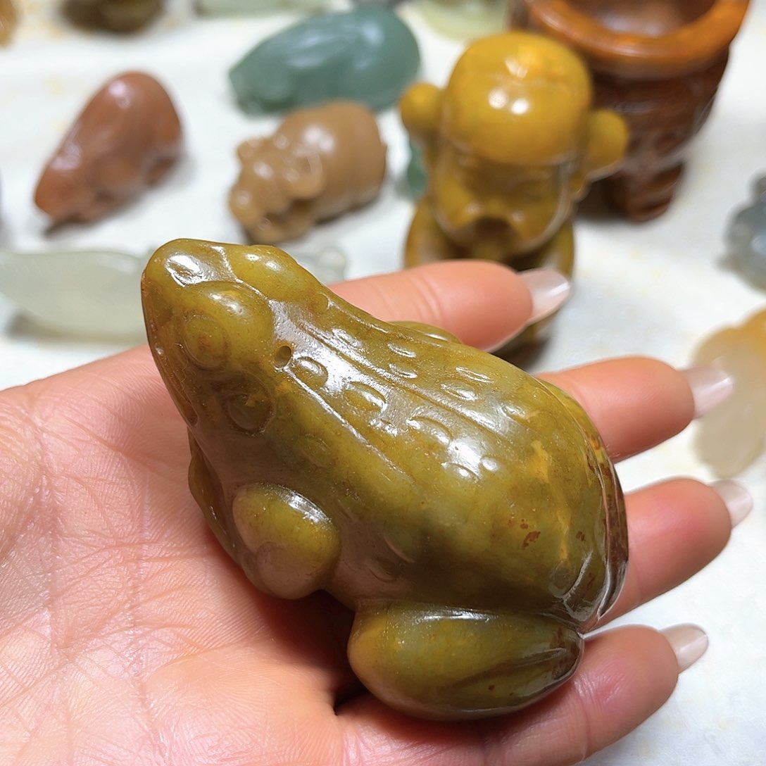 白玉菩提吊坠白玉菩提吊坠