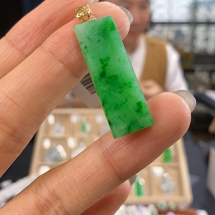 翡翠18K金镶嵌吊坠(不含链)无事牌