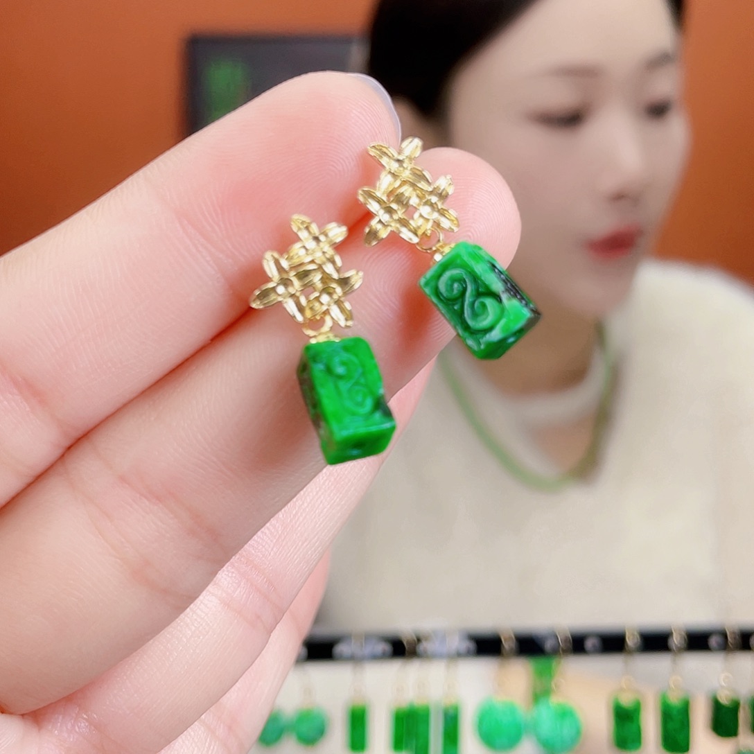 翡翠未镶嵌耳饰饰品