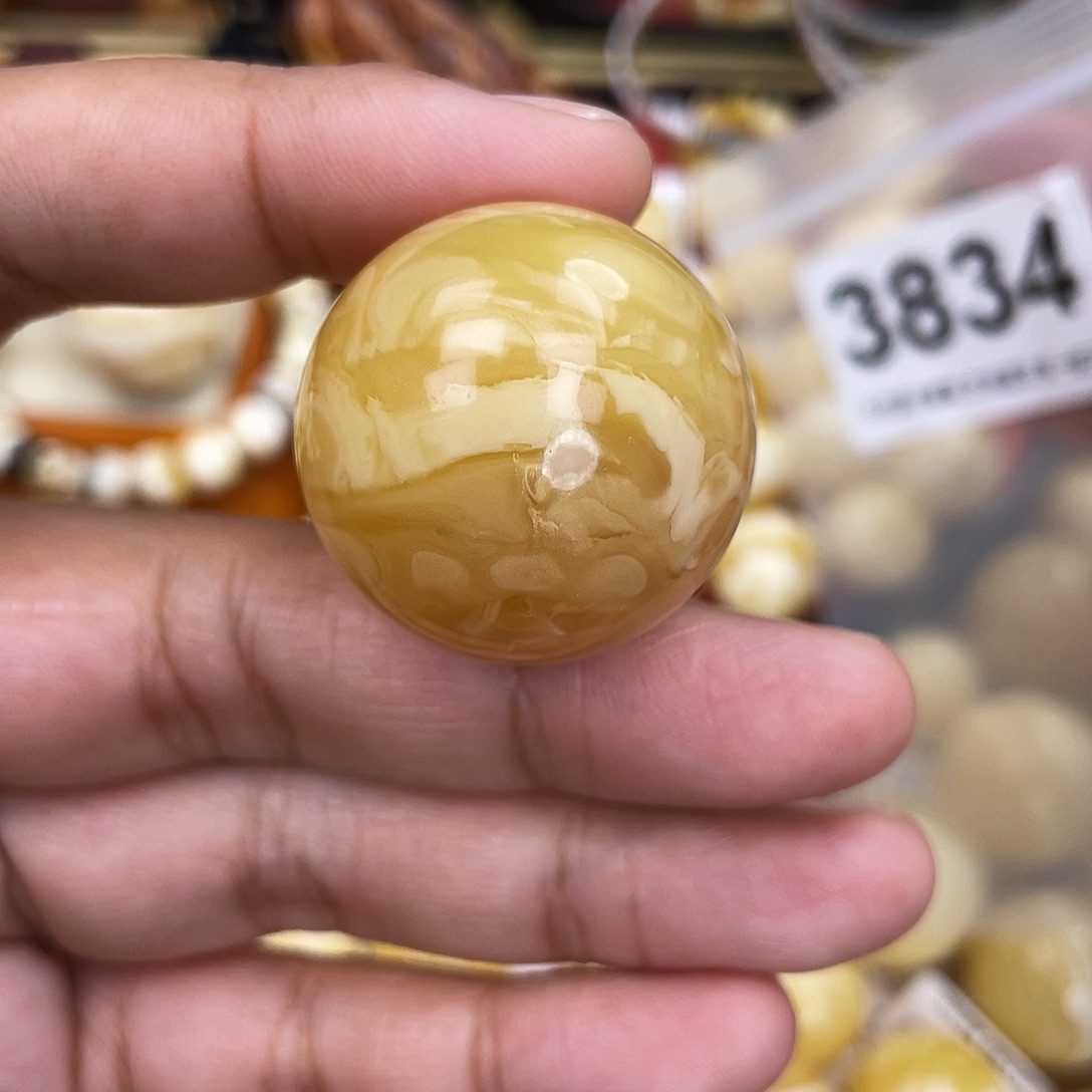 蜜蜡未镶嵌珠宝奇石30