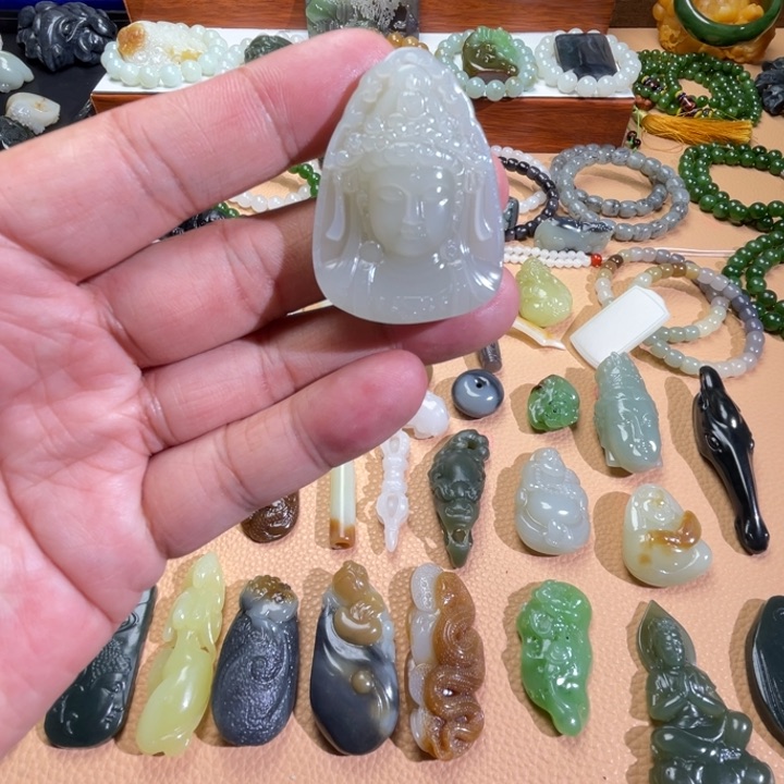 和田玉颈饰未镶嵌定制款