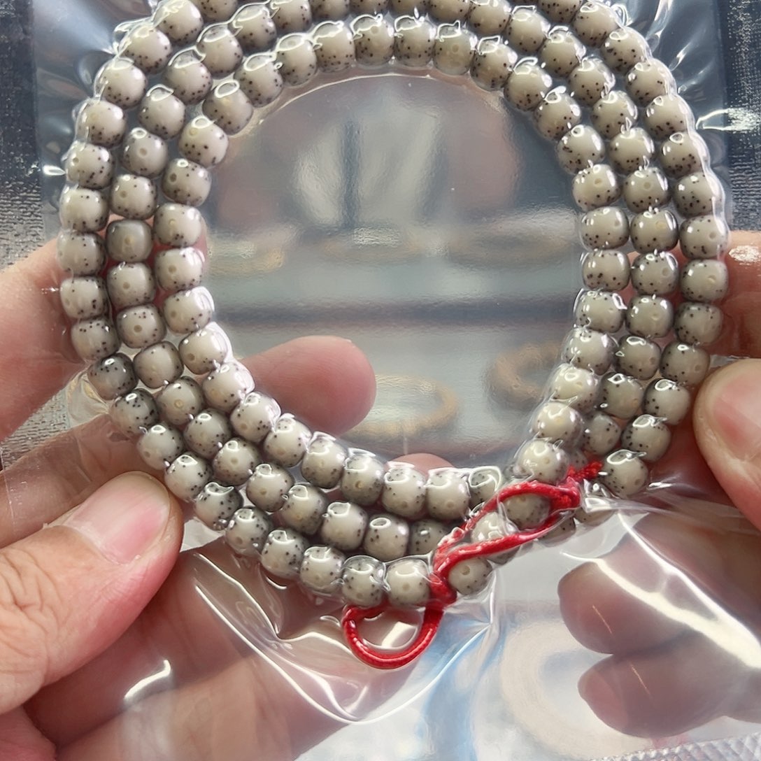 手串星月菩提7*6贯穿通体