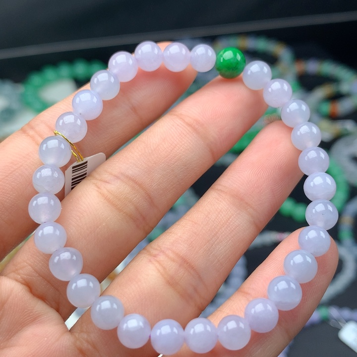 翡翠手镯未镶嵌卡