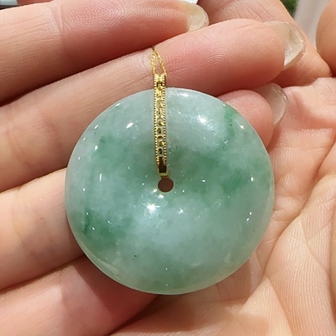 翡翠18K金镶嵌吊坠(不含链)