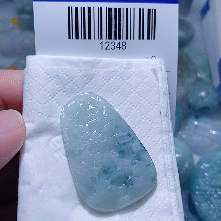 翡翠未镶嵌颈饰天光墟翡翠市场现金代购