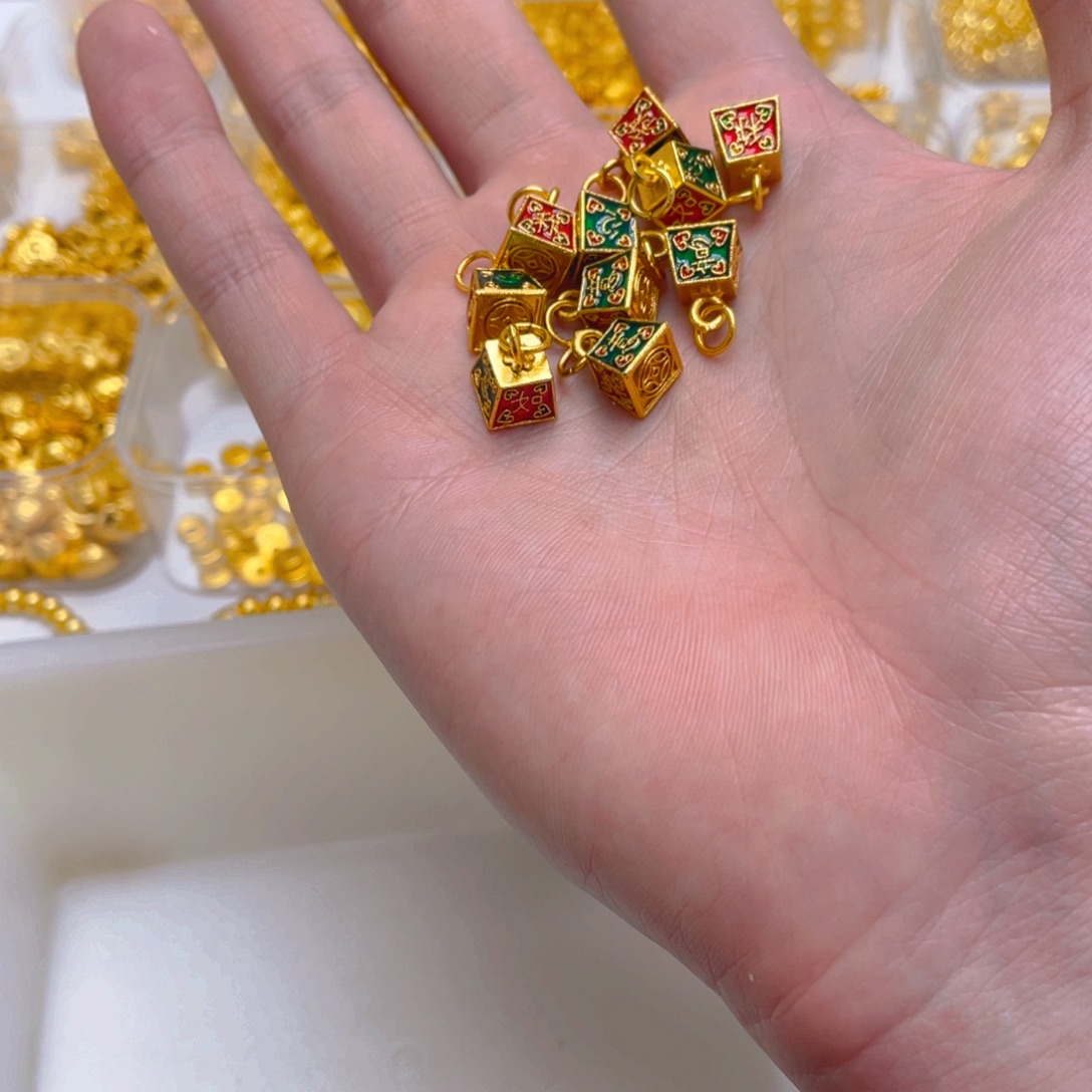 锆石铜合金珐琅彩称心如意1颗