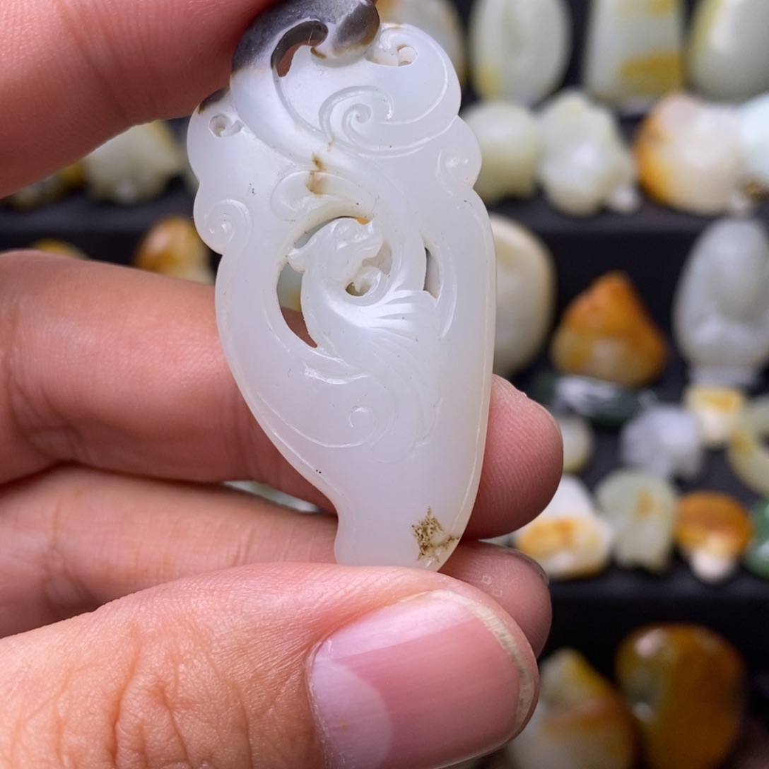 和田玉未镶嵌挂件