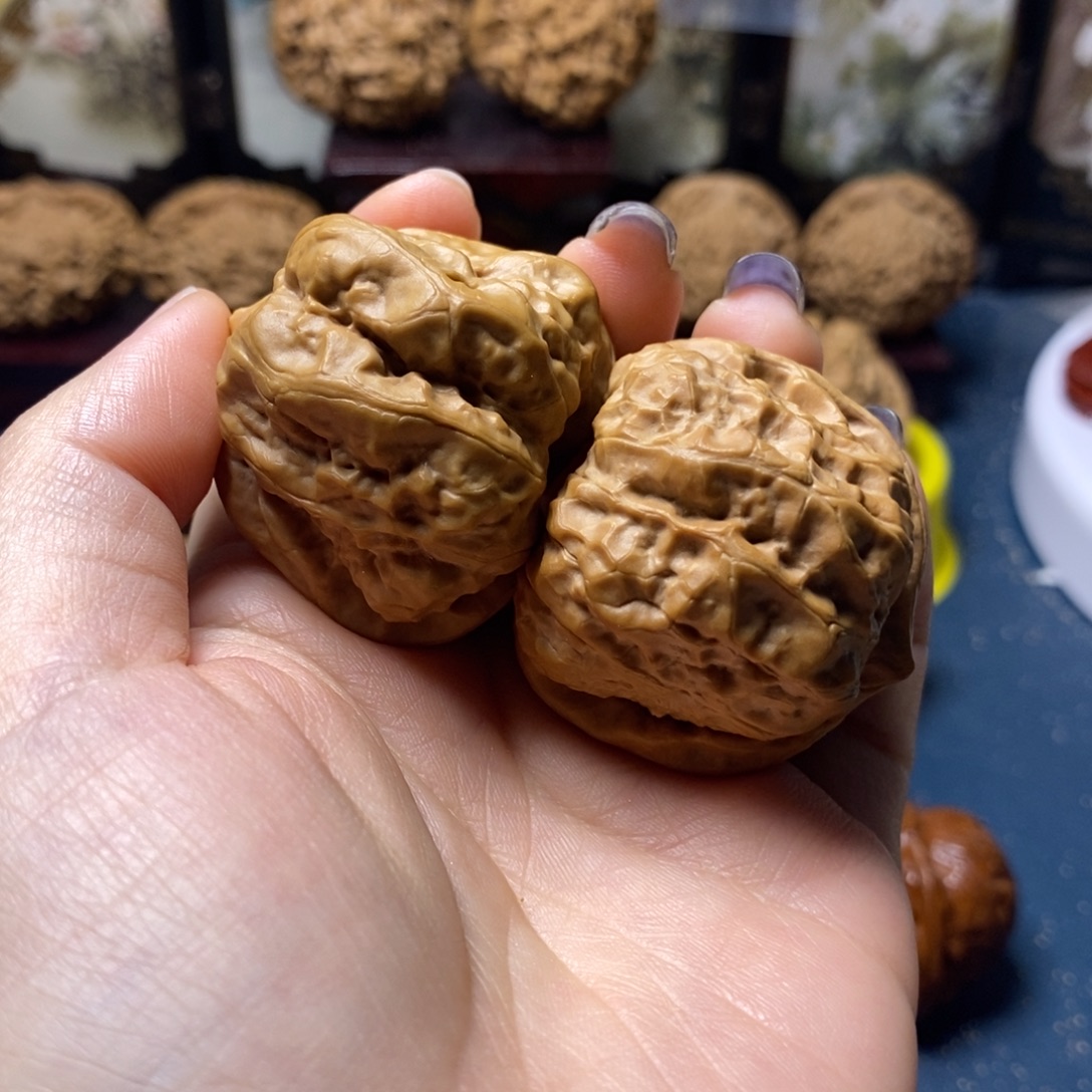 文玩核桃吊坠蛤蟆头39尺04