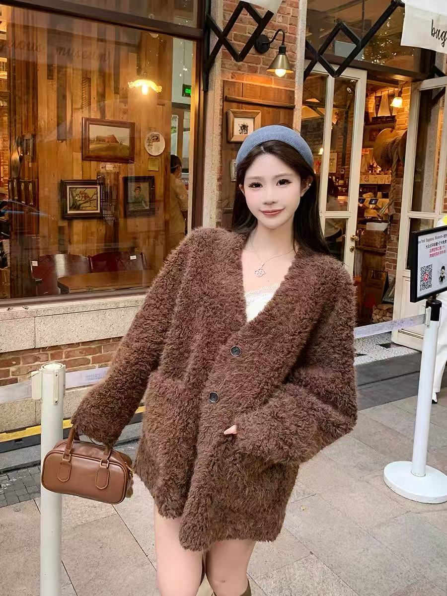 8581-3802 小香风气质加厚皮毛一体毛绒外套