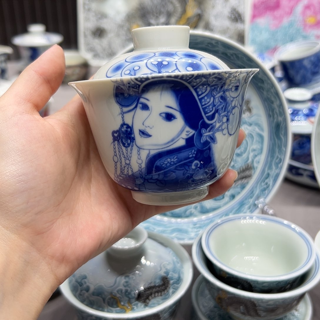 摆件景德镇瓷器半手