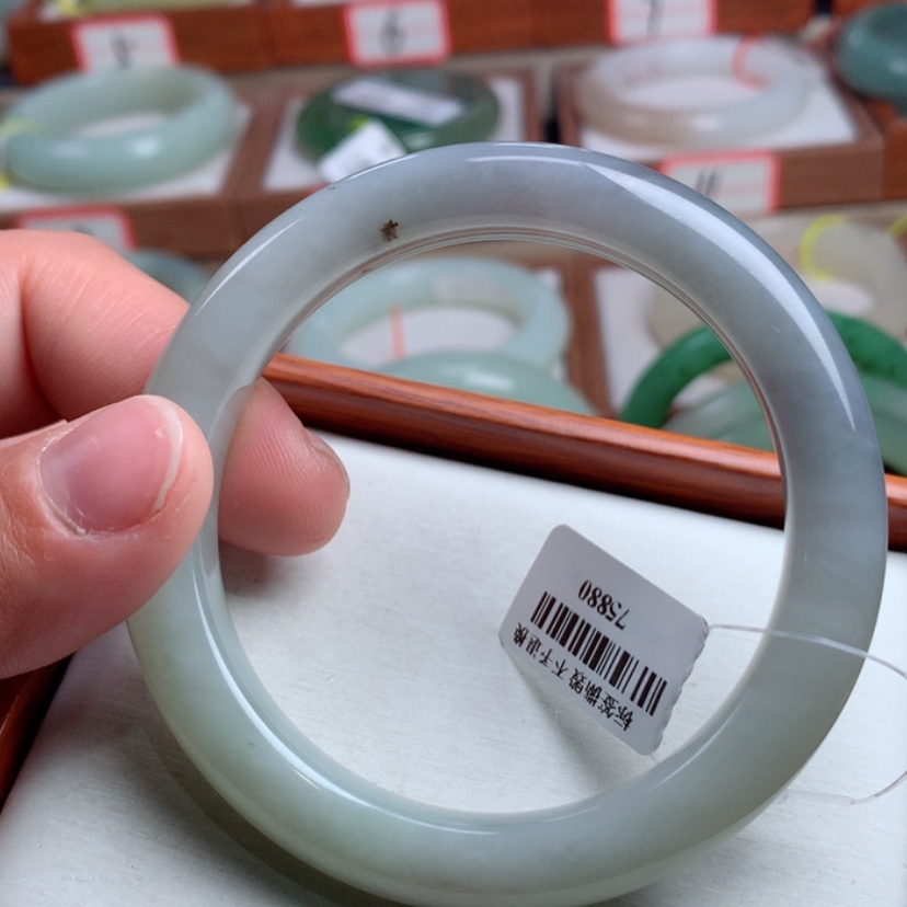 【闪购商品】和田玉手镯未镶嵌4号57.6