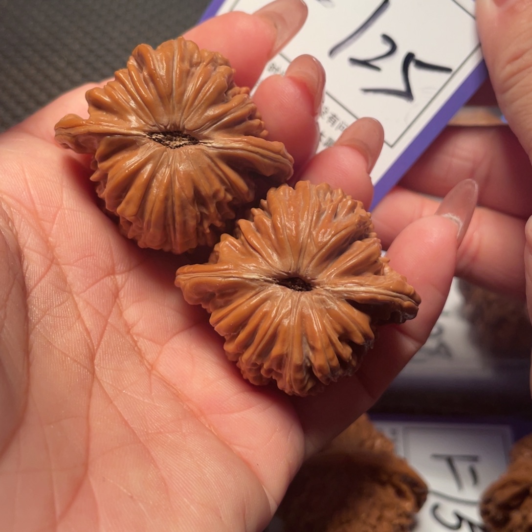 文玩核桃把件125号楼子40