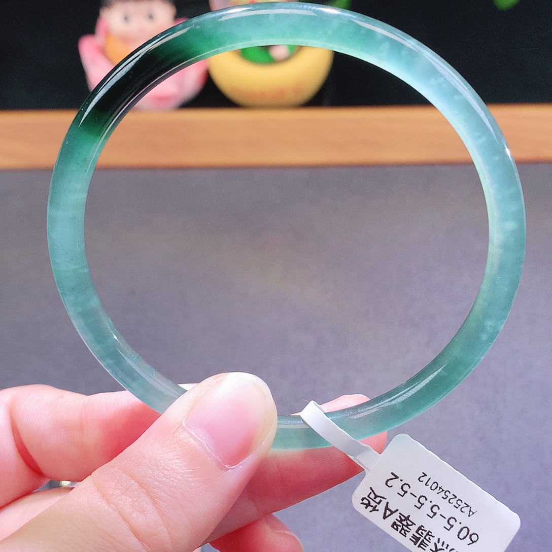 翡翠未镶嵌手镯天然翡翠