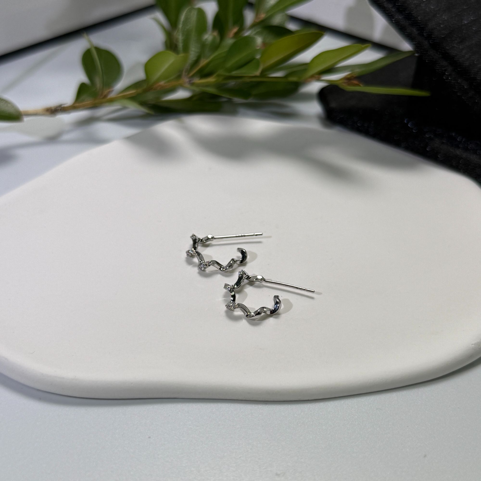 九小尚 铜合金珐琅耳饰 R1524秋季冬季冬天过年耳饰耳环