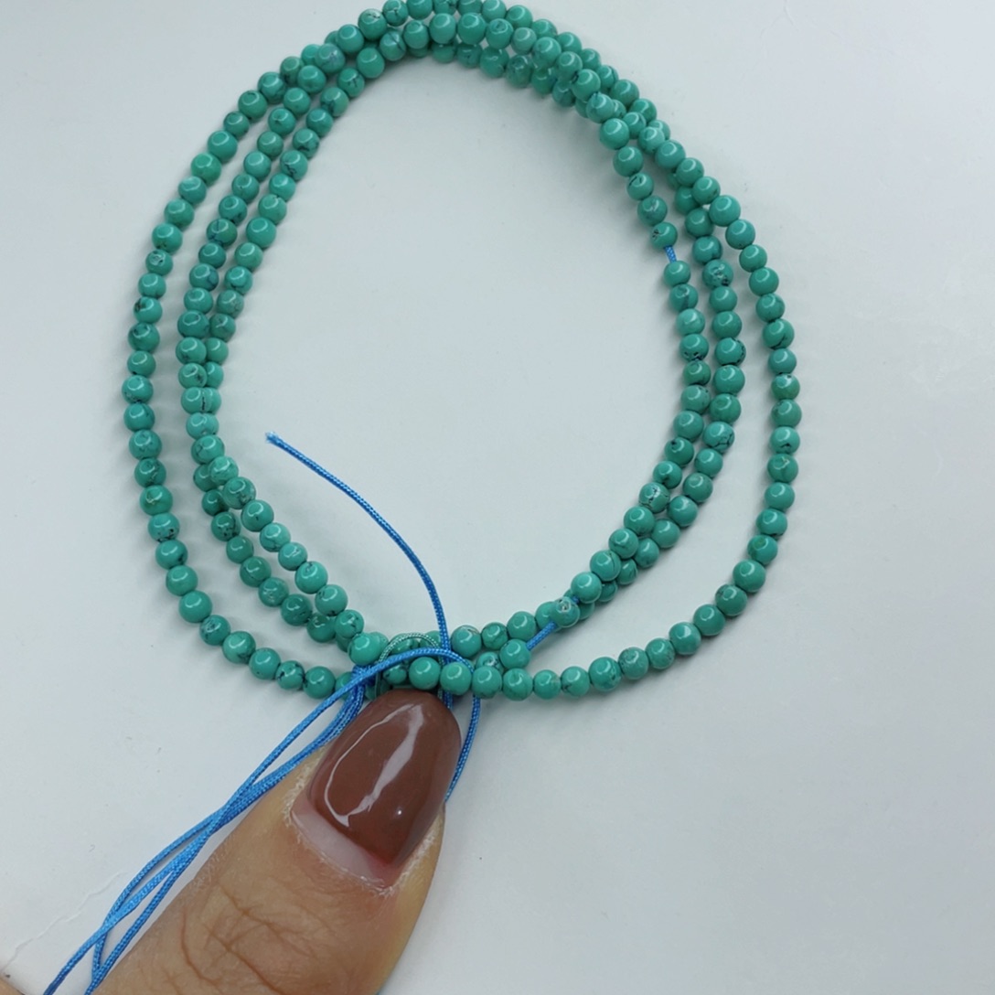 绿松石颈饰未镶嵌