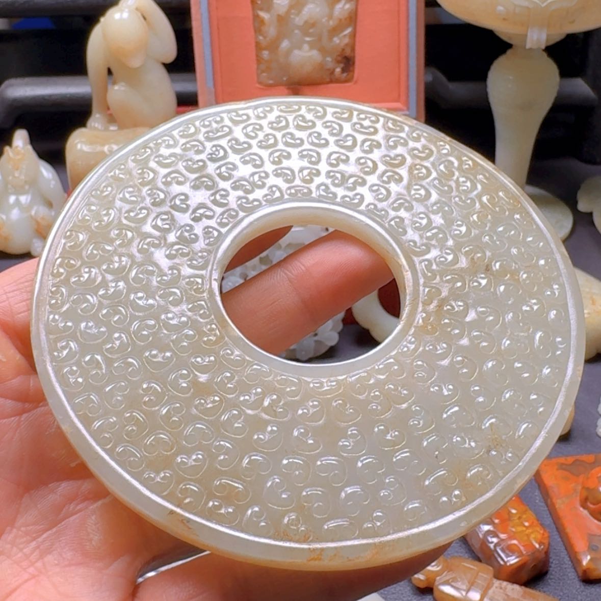 【闪购商品】和田玉未镶嵌车挂黑*粥