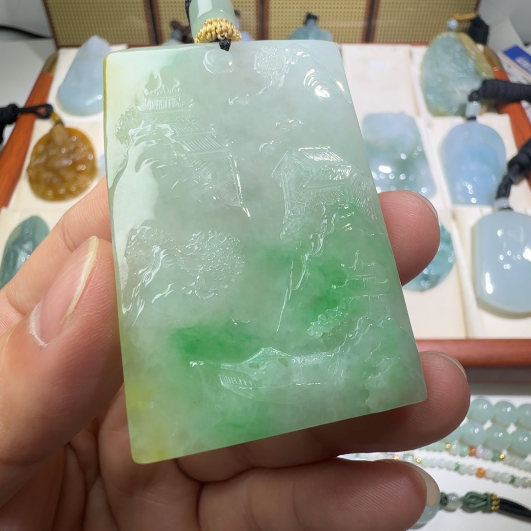 翡翠未镶嵌颈饰天然缅甸翡翠A货