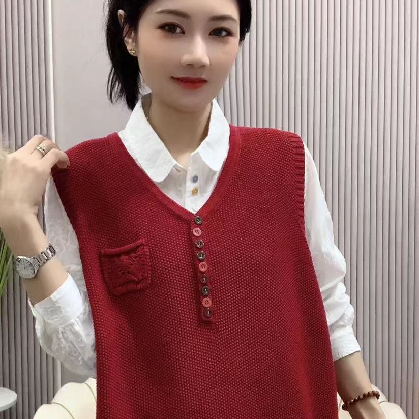 新款彩扣V领针织马甲
