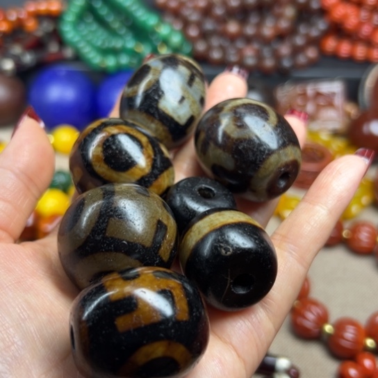 玛瑙/玉髓颈饰未镶嵌天**号