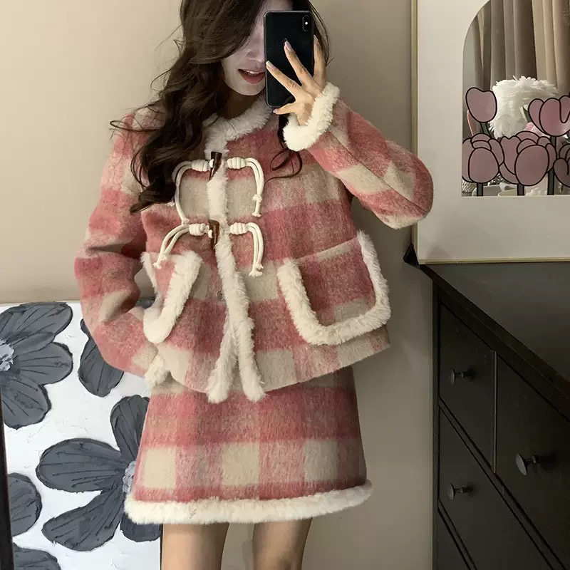 粉色甜美小香风夹棉毛呢外套套装秋冬新款夹羽绒