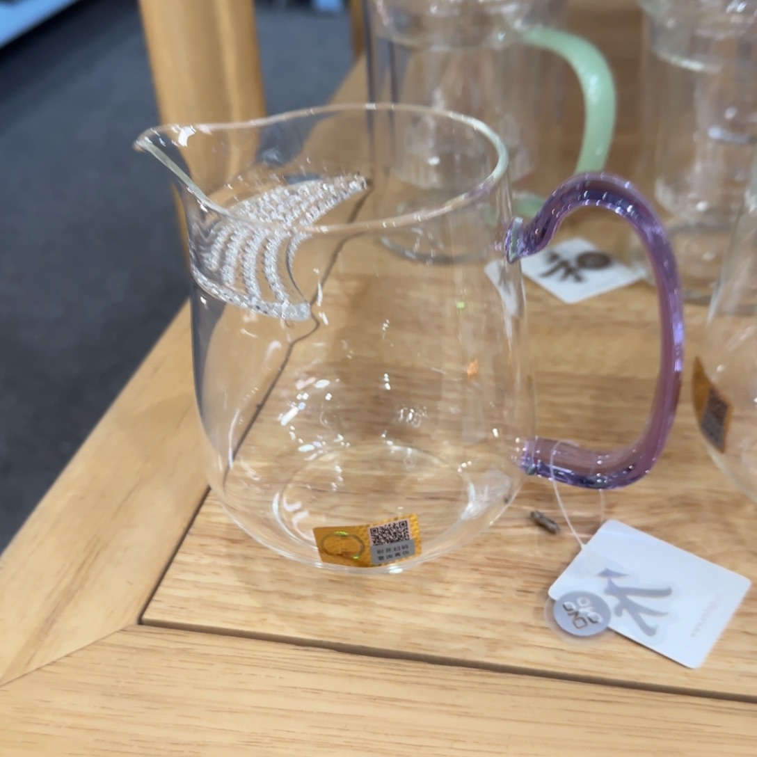 光***官泰然月牙浅紫色。。。。。。