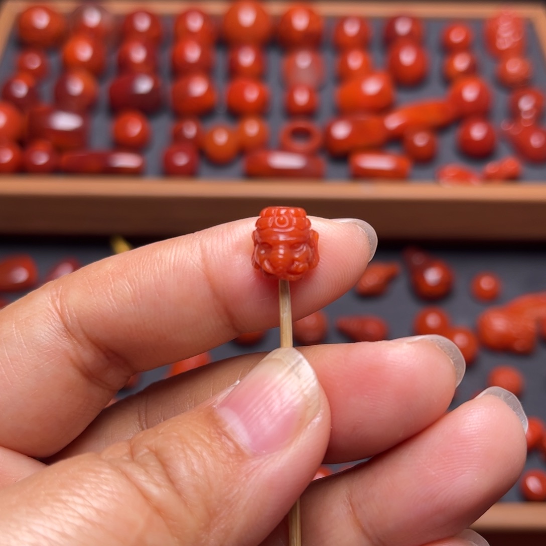 南红玛瑙配饰未镶嵌象神卡9.3mm配饰