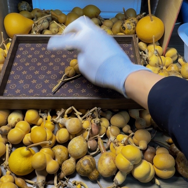 一*半葫芦手把件瑕疵葫芦