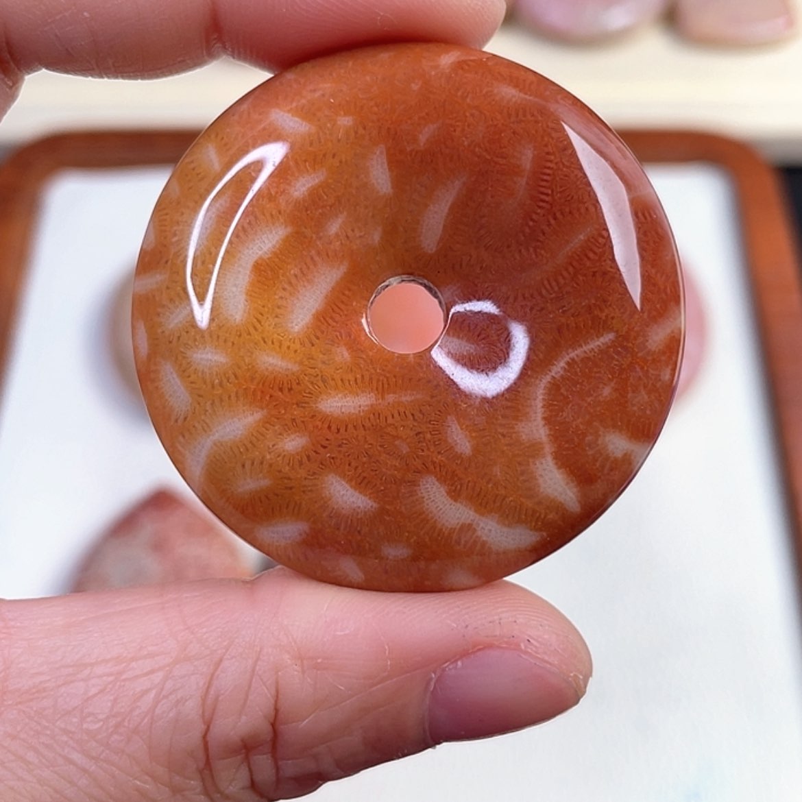 【闪购商品】硅化玉吊坠(赠链)未镶嵌名**阁