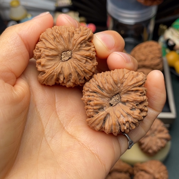 吊坠文玩核桃383538尺拉丝酒杯凹底