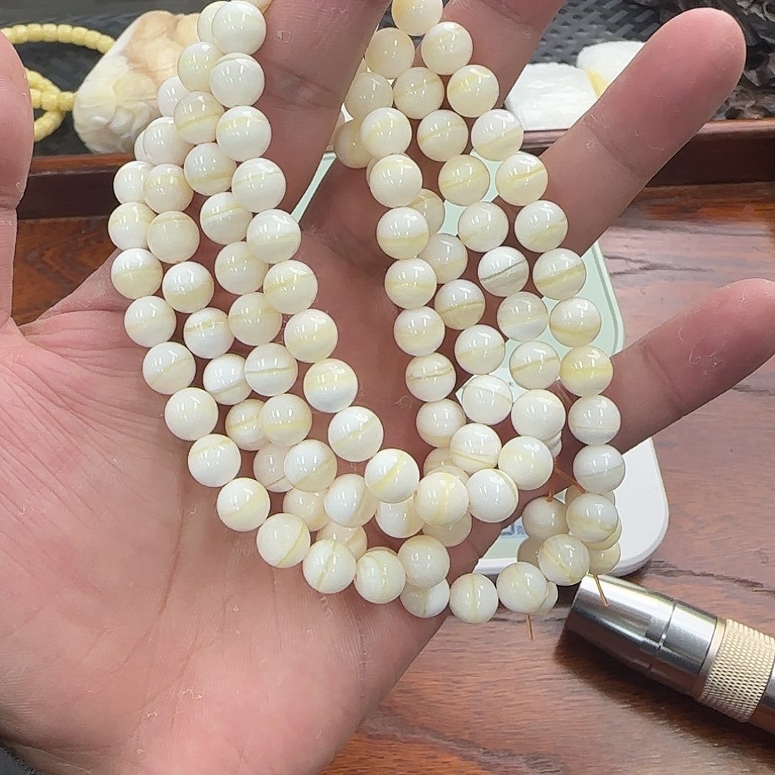 白玉菩提手串8m细金线