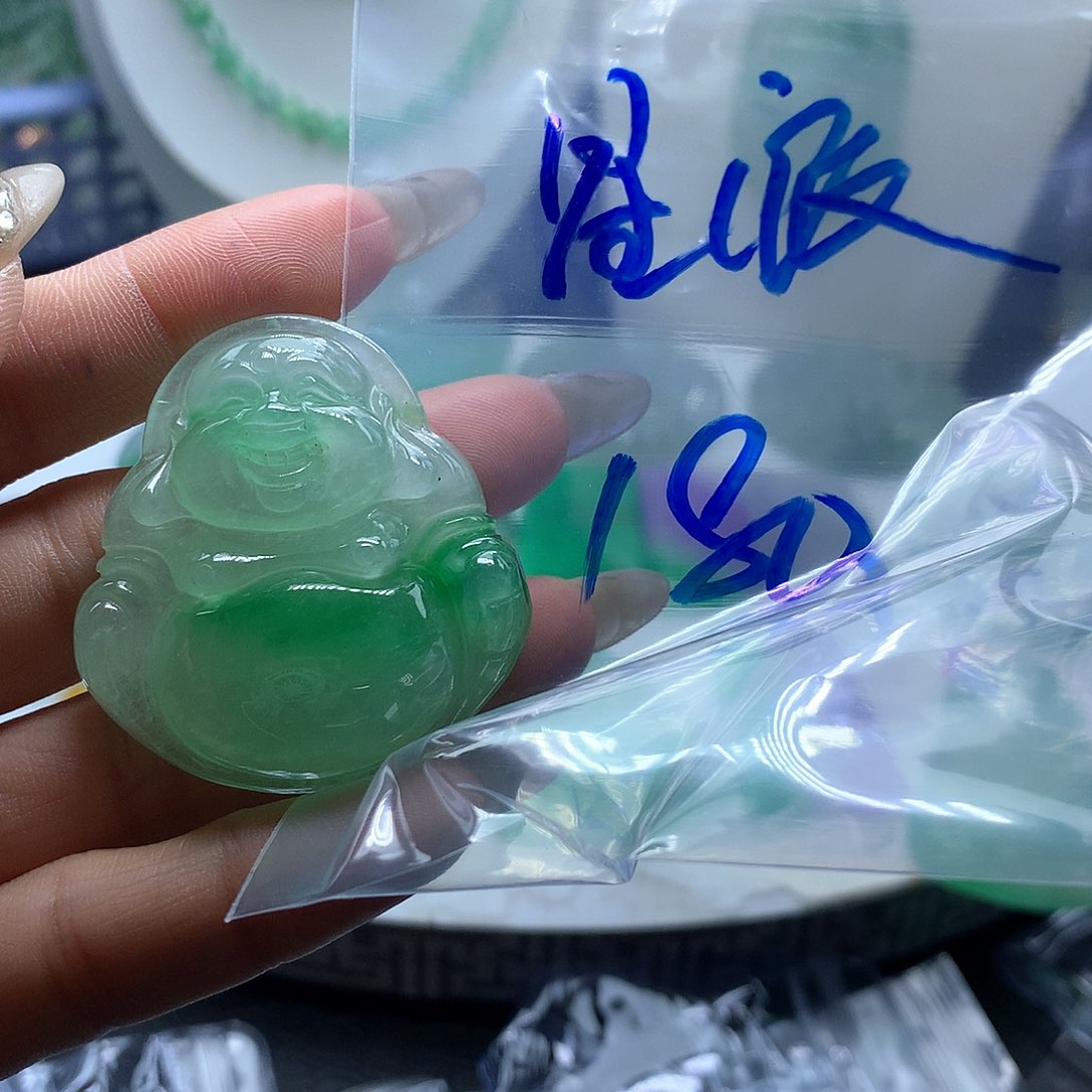 翡翠吊坠(赠链)未镶嵌星**龙