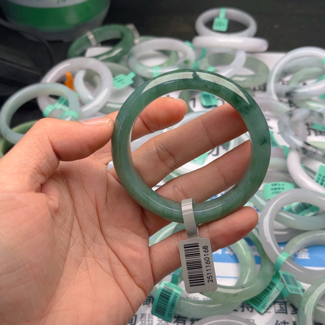 未镶嵌手镯翡翠5556x2. 167