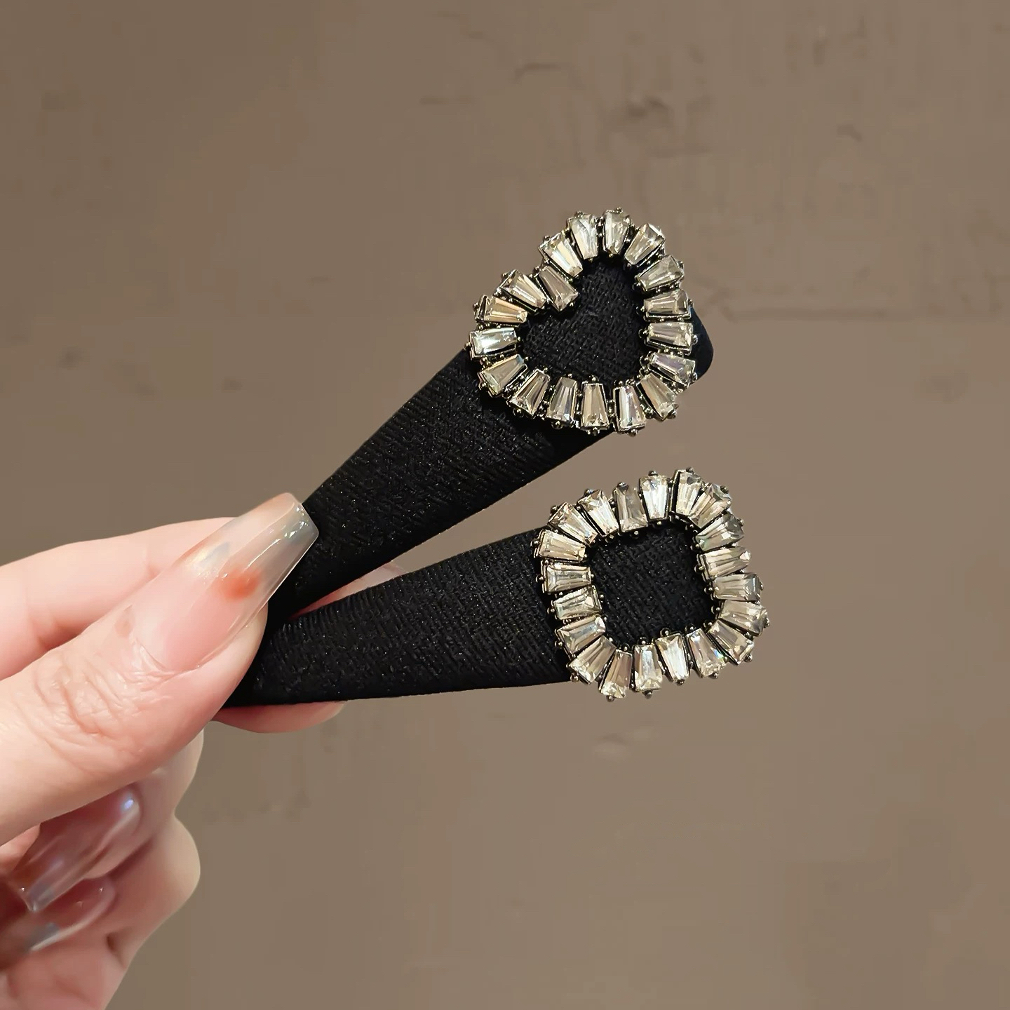 韩国新款ins发饰闪钻爱心侧边夹气质黑色布艺BB夹发夹碎发刘海夹