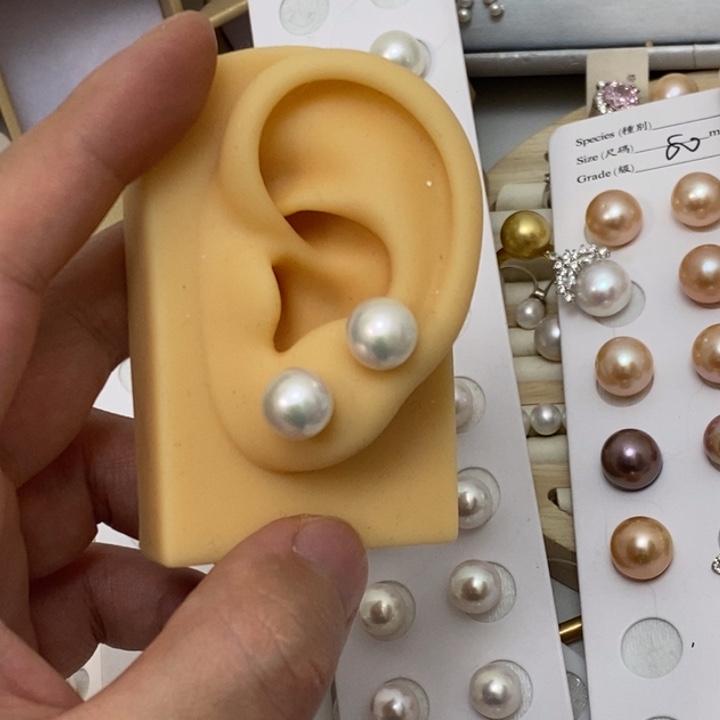 淡水珍珠10m冷光珍珠耳钉银S925镶嵌