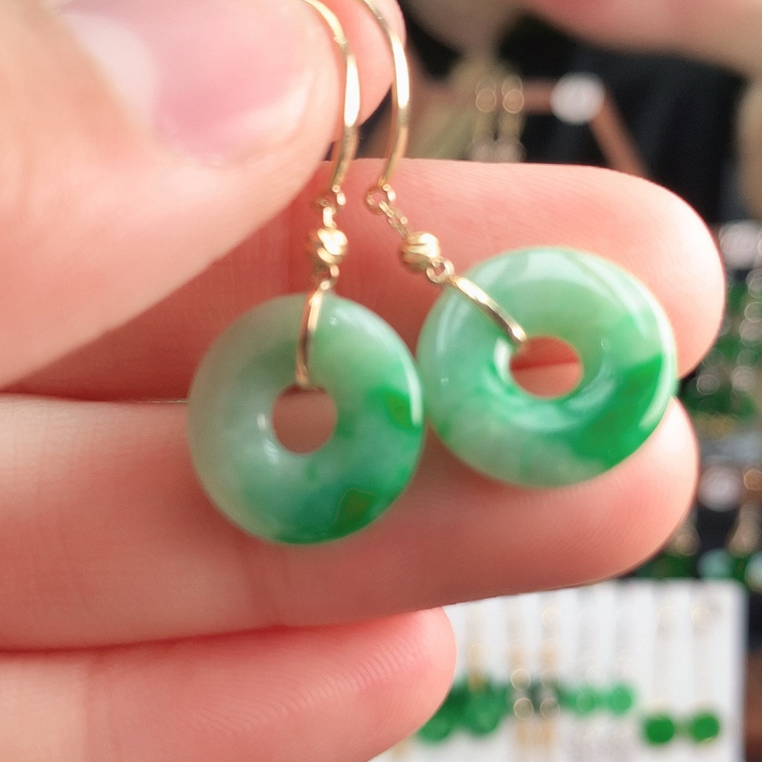 翡翠耳饰18K金镶嵌耳饰