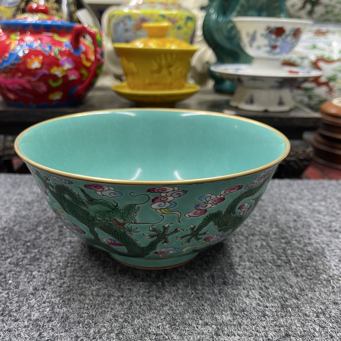 珐琅彩满工五龙赏碗