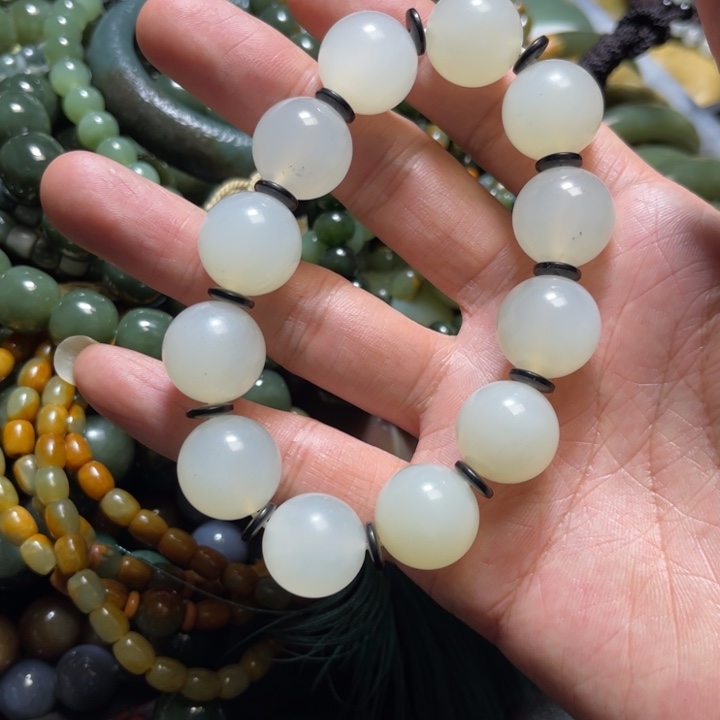 蛇纹石玉未镶嵌手链