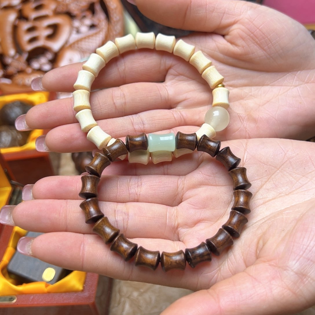 滴血莲花菩提吊坠