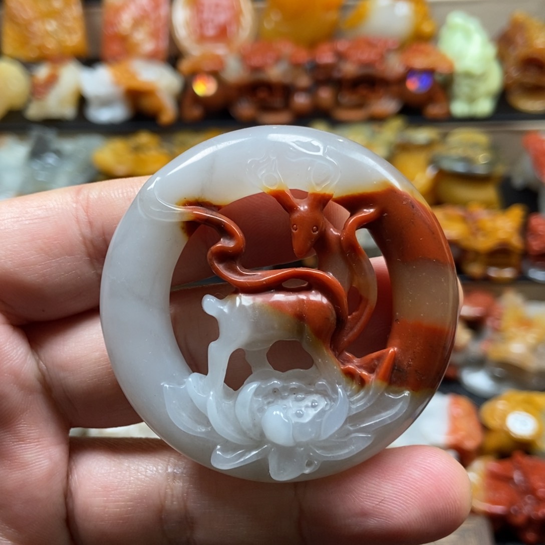 石英质玉（黄龙玉）挂件未镶嵌