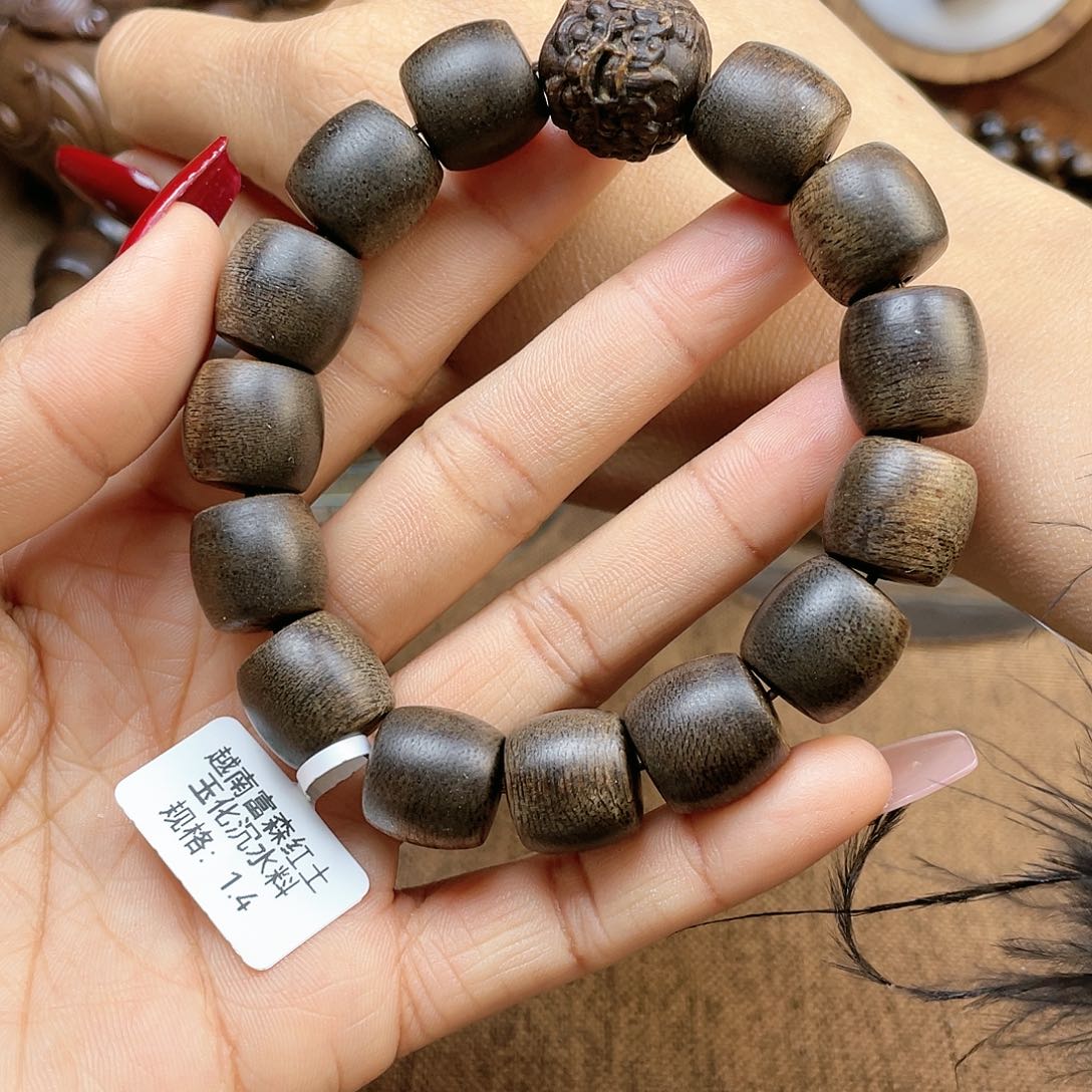 沉香手串金****6越南富森红土