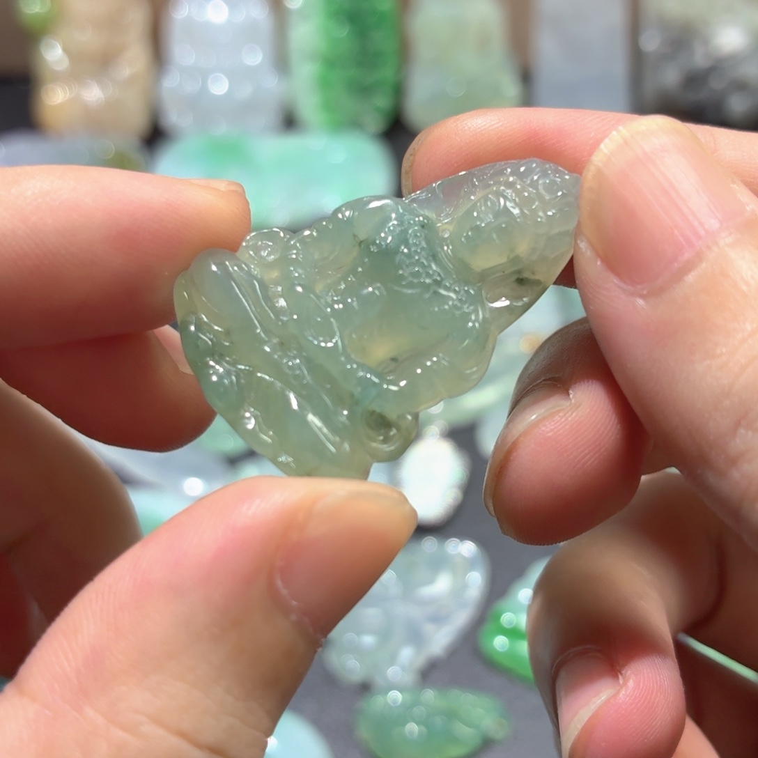 翡翠未镶嵌吊坠(不含链)