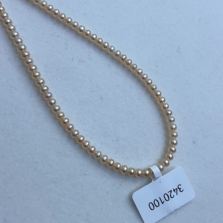 淡水珍珠颈饰未镶嵌